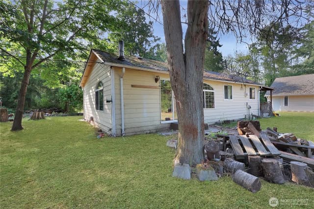Property photo for 514 Huggins Greig Road S, Roy photo 3