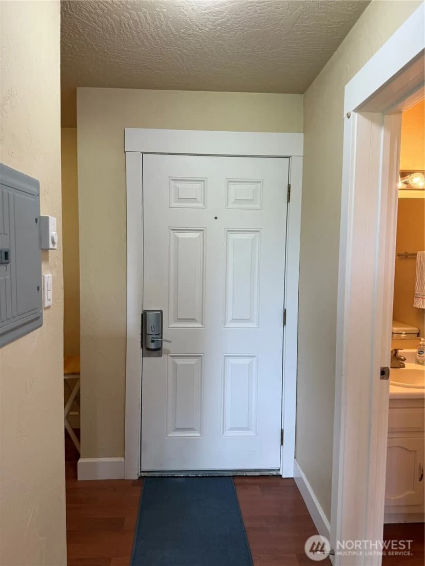 Property photo for 210 26th Street Nw #411/12, Long Beach photo 23