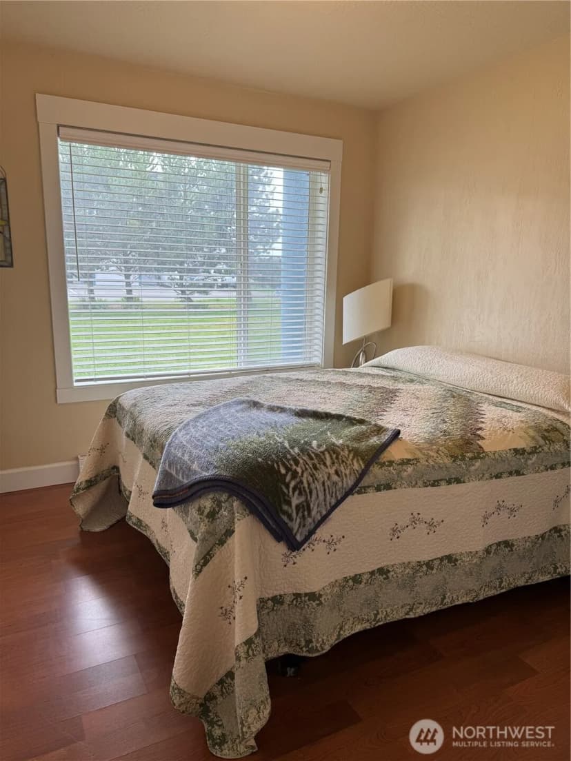 Property photo for 210 26th Street Nw #411/12, Long Beach photo 13