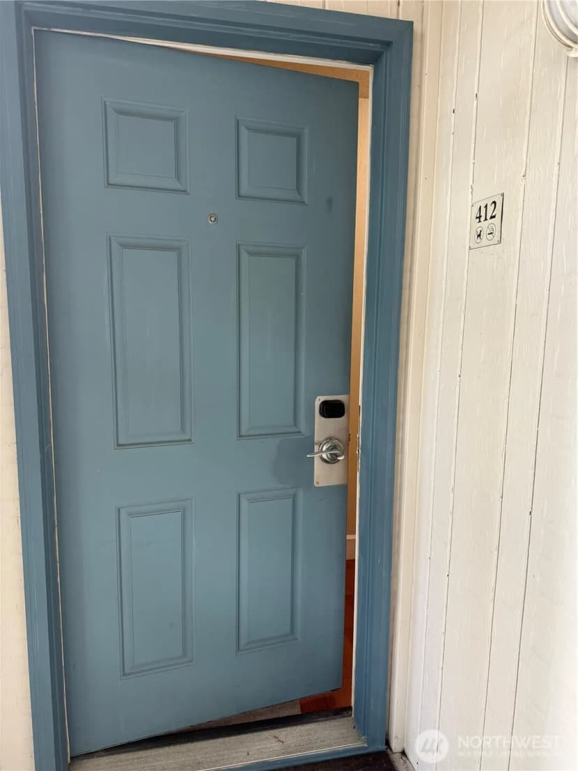 Property photo for 210 26th Street Nw #411/12, Long Beach photo 32