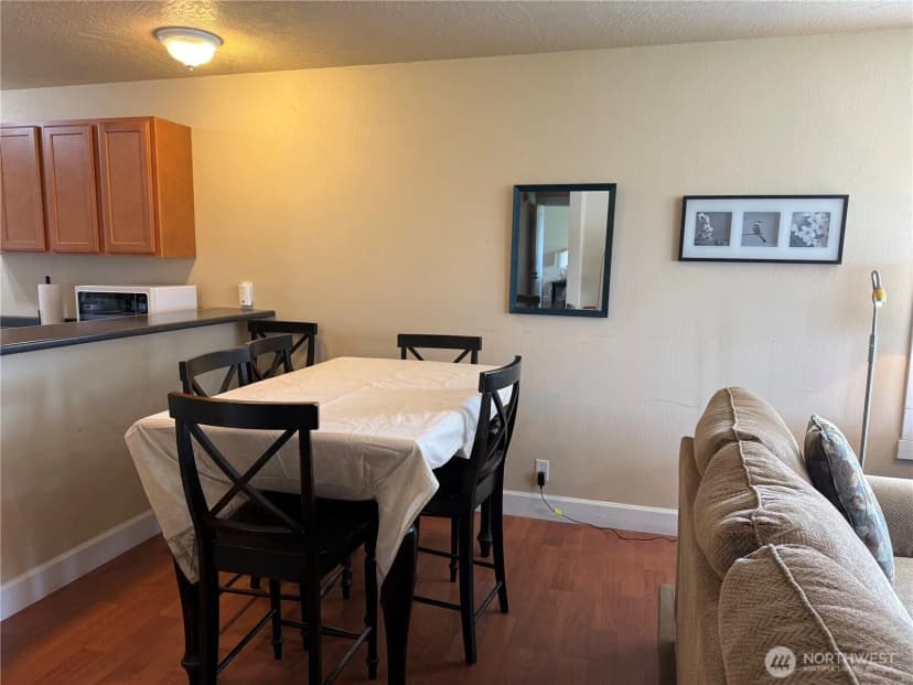 Property photo for 210 26th Street Nw #411/12, Long Beach photo 8