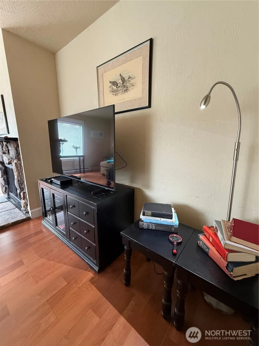Property photo for 210 26th Street Nw #411/12, Long Beach photo 9