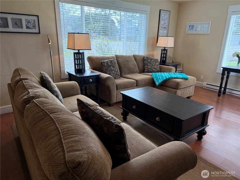 Property photo for 210 26th Street Nw #411/12, Long Beach photo 3