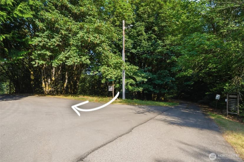 Property photo for 9999 Fetters Lane Se, Olalla photo 2