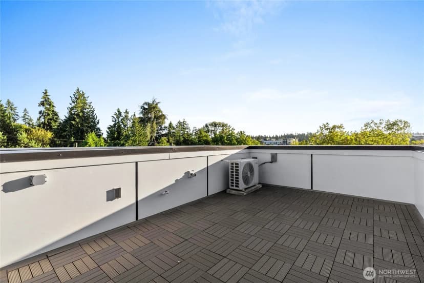 Property photo for 12510 35th Avenue Ne #e, Seattle photo 24