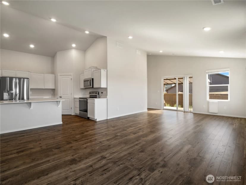 Property photo for 103 Quartz Way, Kalama photo 9