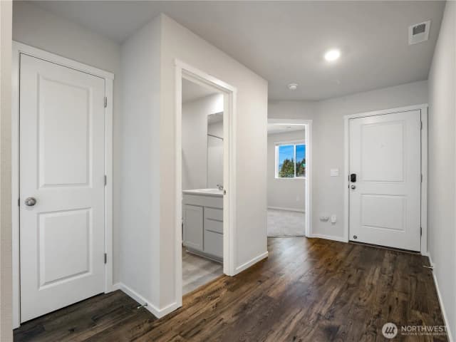 Property photo for 103 Quartz Way, Kalama photo 3