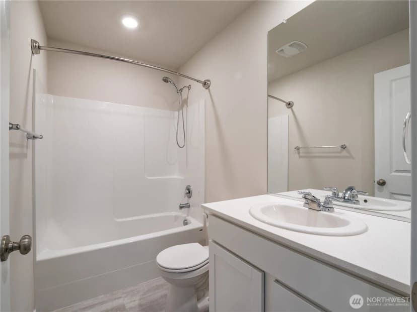 Property photo for 103 Quartz Way, Kalama photo 6
