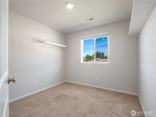 Property photo for 103 Quartz Way, Kalama photo 5