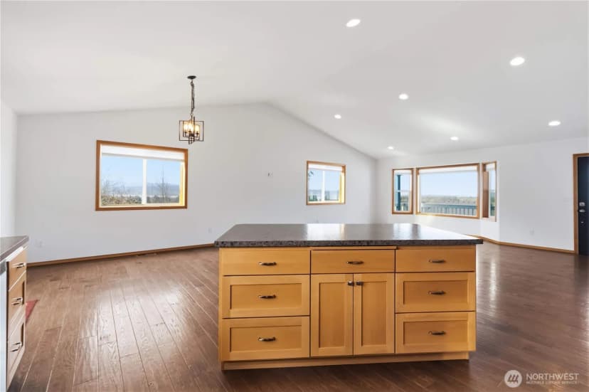 Property photo for 58 Alger Creek Heights Road, Cathlamet photo 16