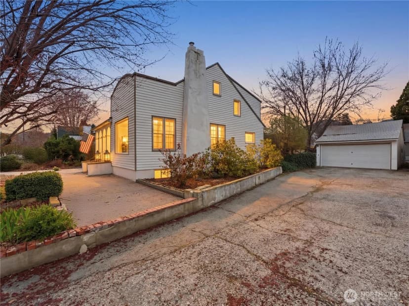 Property photo for 106 N Franklin Avenue, Wenatchee photo 2