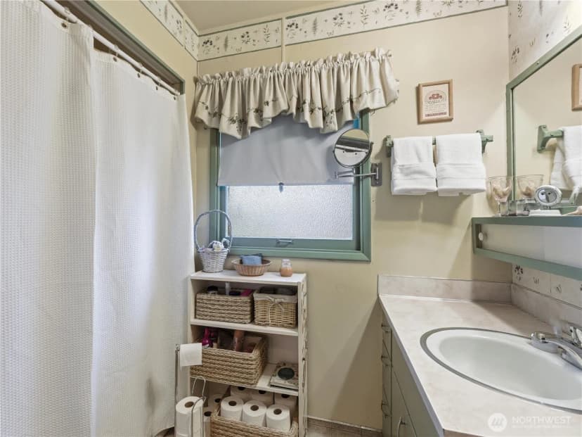 Property photo for 106 N Franklin Avenue, Wenatchee photo 12
