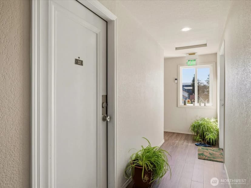 Property photo for 14344 N Stone Avenue #32, Seattle photo 3