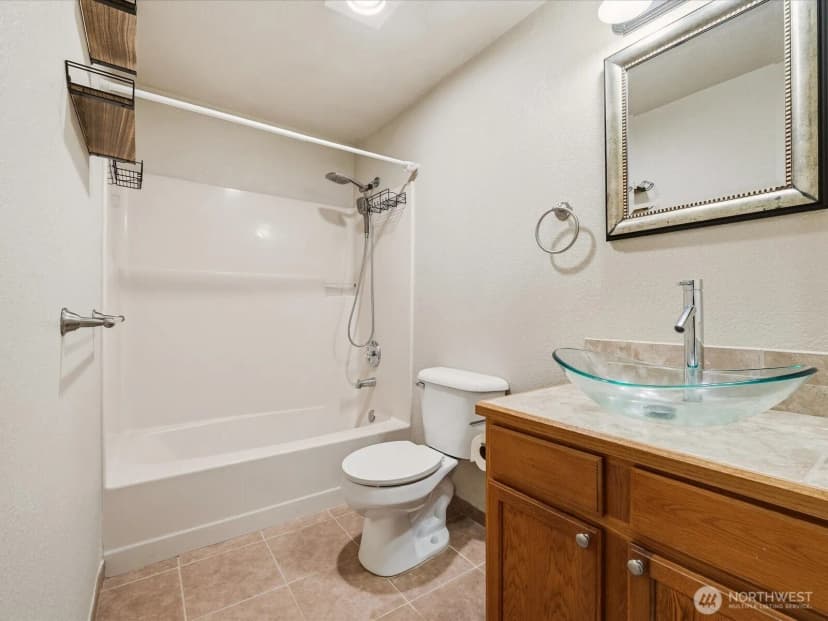 Property photo for 14344 N Stone Avenue #32, Seattle photo 11