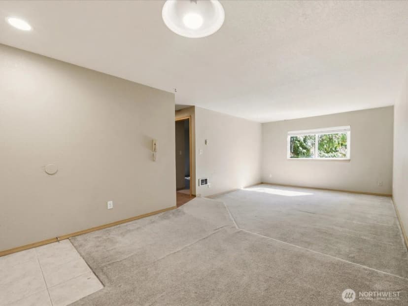 Property photo for 14344 N Stone Avenue #32, Seattle photo 5