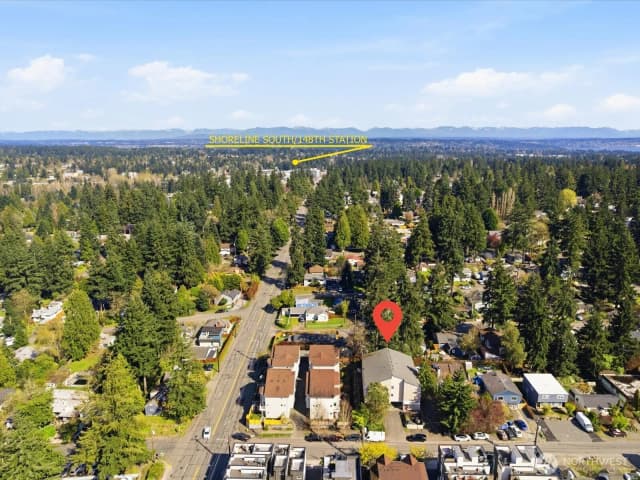 Property photo for 14344 N Stone Avenue #32, Seattle photo 2