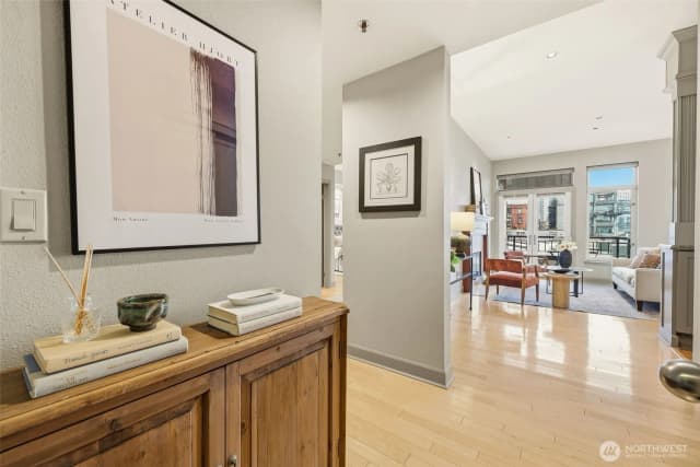 Property photo for 2030 Western Avenue #614, Seattle photo 5