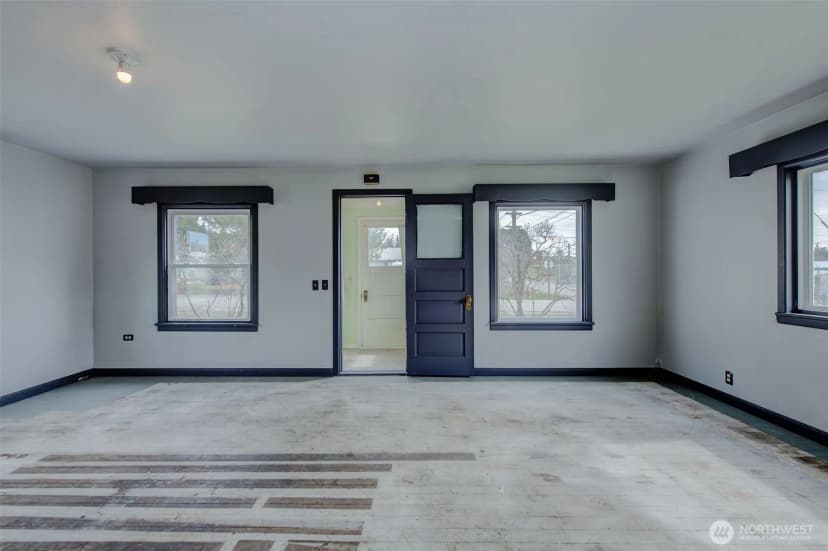 Property photo for 326 S Columbia Avenue, Waterville photo 8
