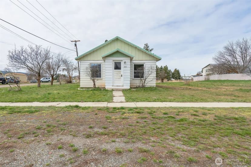 Property photo for 326 S Columbia Avenue, Waterville photo 18
