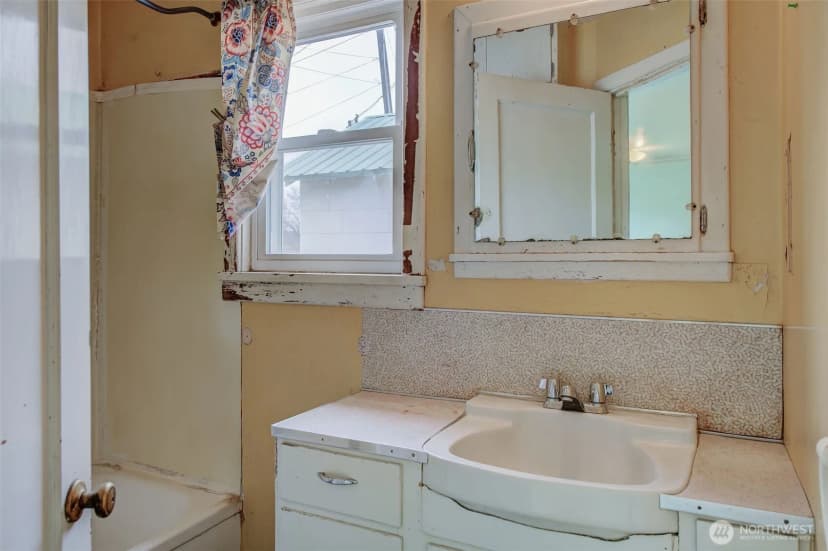 Property photo for 326 S Columbia Avenue, Waterville photo 13