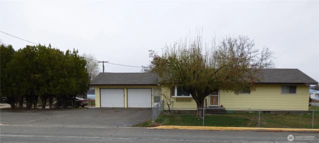 Property photo for 212 7th Street S, Brewster