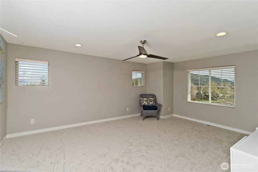 Property photo for 34227 Se Nye Street, Snoqualmie photo 27