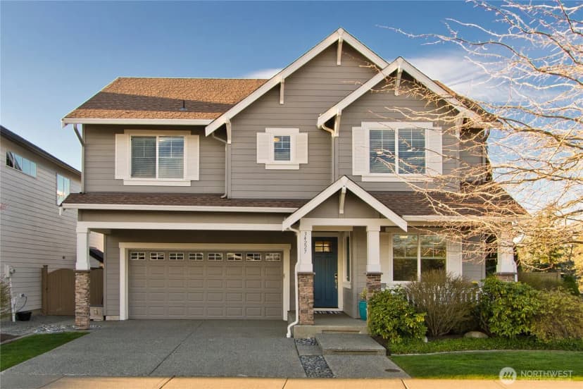 Property photo for 34227 Se Nye Street, Snoqualmie