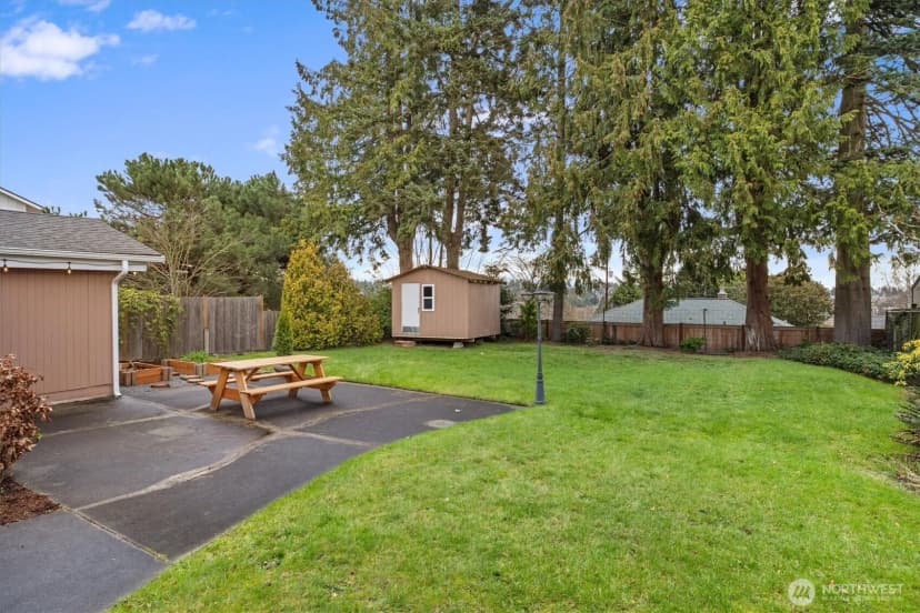 Property photo for 10044 12th Avenue Nw, Seattle photo 21