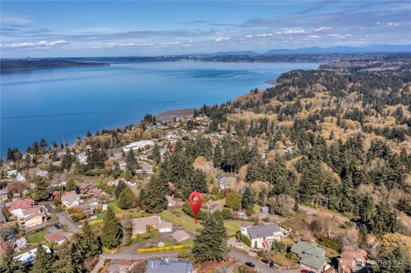 Property photo for 6210 Dash Point Boulevard Ne, Tacoma photo 10
