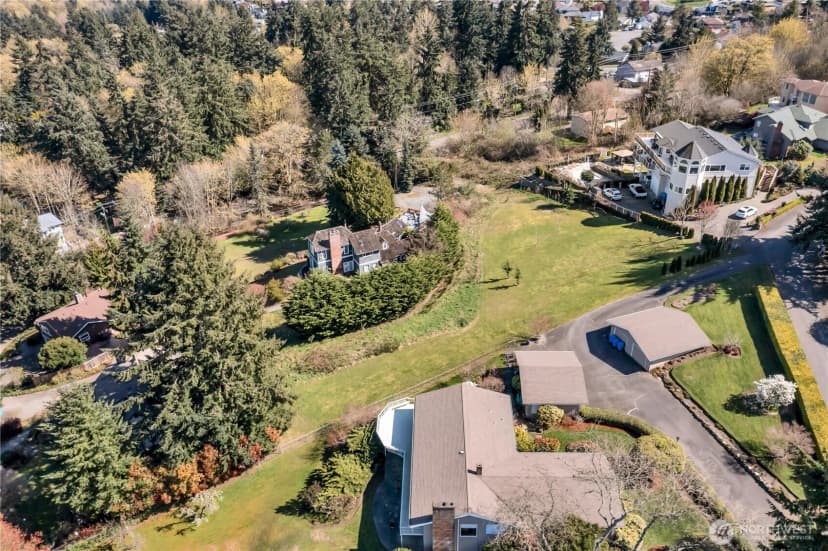 Property photo for 6210 Dash Point Boulevard Ne, Tacoma photo 8