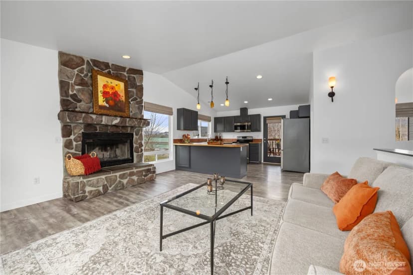 Property photo for 109 Nelmida Lane, Chelan photo 4