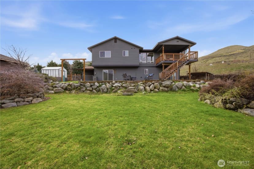 Property photo for 109 Nelmida Lane, Chelan photo 11