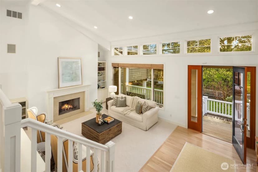 Property photo for 8021 Se 57th Street, Mercer Island photo 6