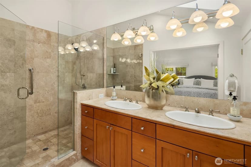 Property photo for 8021 Se 57th Street, Mercer Island photo 23