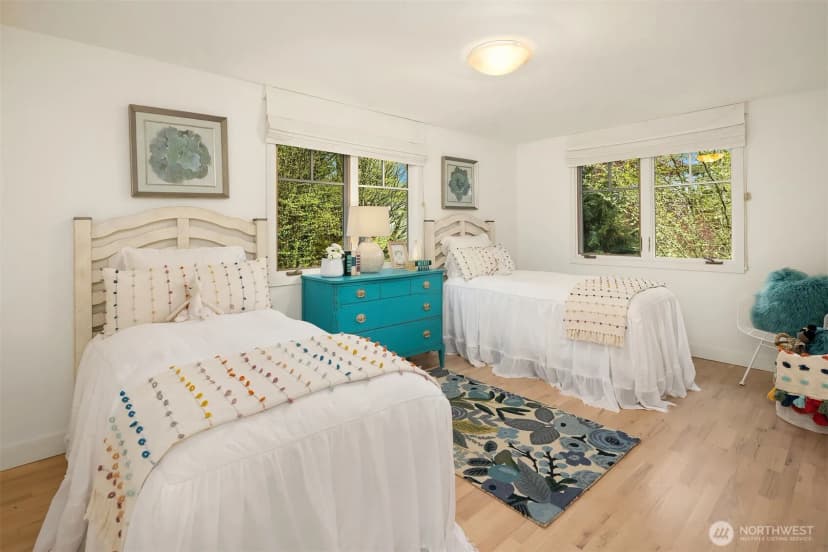 Property photo for 8021 Se 57th Street, Mercer Island photo 17