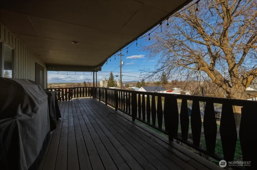 Property photo for 313 Se Trinity Avenue, Wilbur photo 39