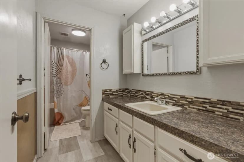 Property photo for 313 Se Trinity Avenue, Wilbur photo 18