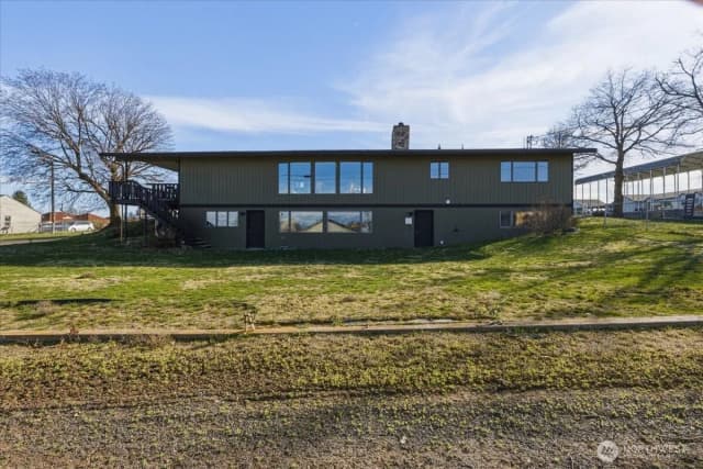 Property photo for 313 Se Trinity Avenue, Wilbur