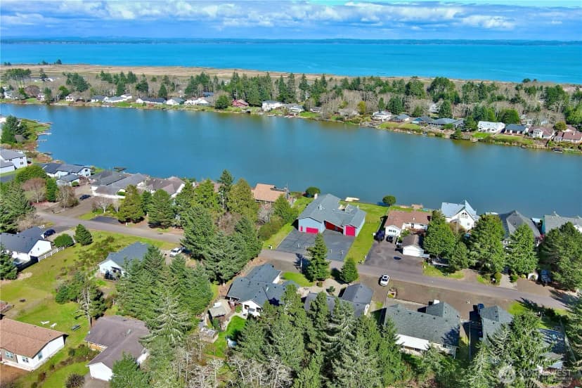 Property photo for 341 Ponderosa Loop Ne, Ocean Shores photo 32