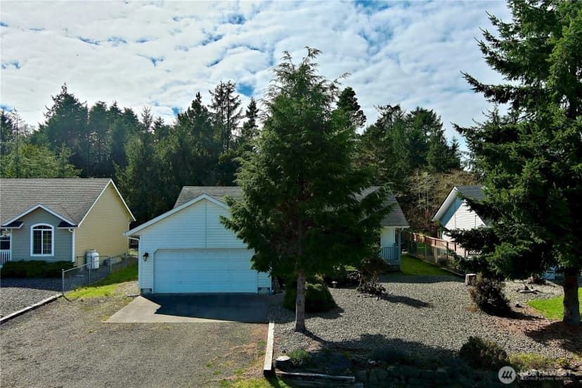 Property photo for 341 Ponderosa Loop Ne, Ocean Shores photo 37