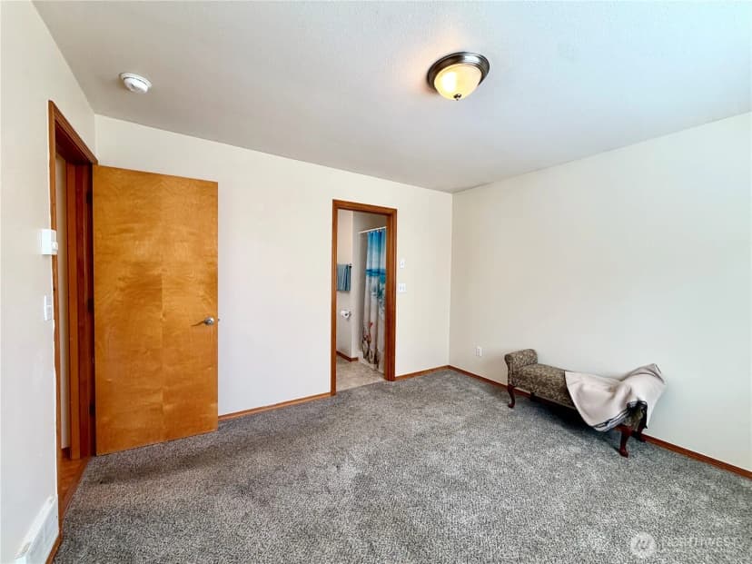 Property photo for 341 Ponderosa Loop Ne, Ocean Shores photo 20