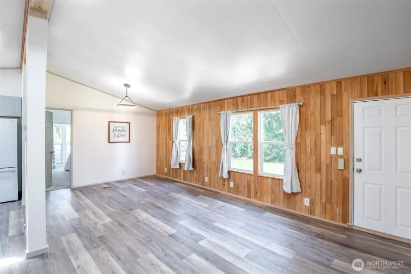 Property photo for 8511 361st Street E, Eatonville photo 5
