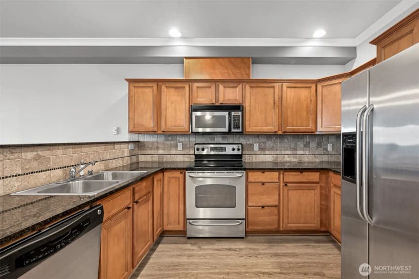 Property photo for 1015 Railroad Avenue #512, Bellingham photo 13