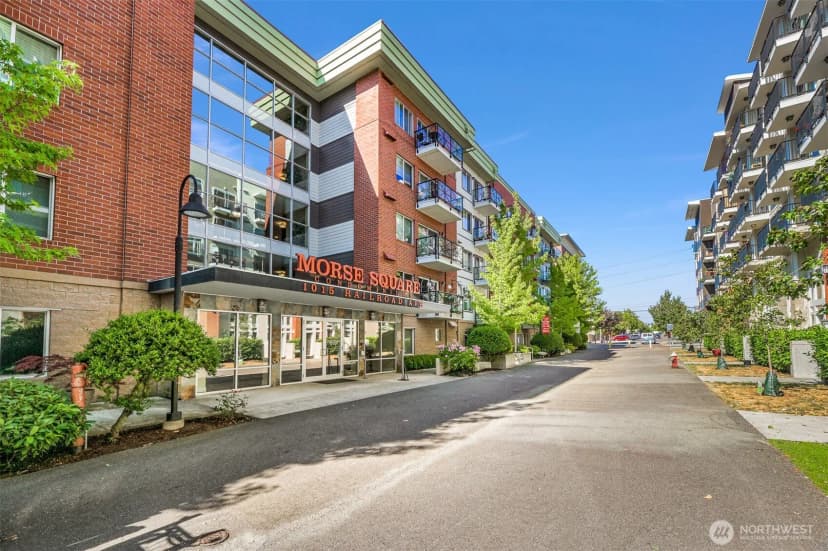 Property photo for 1015 Railroad Avenue #512, Bellingham photo 3