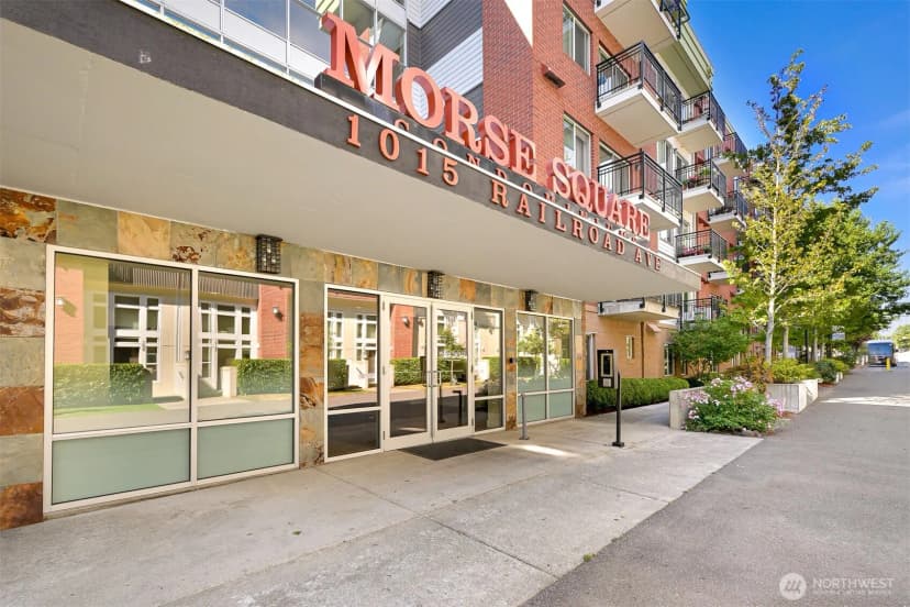 Property photo for 1015 Railroad Avenue #512, Bellingham photo 6