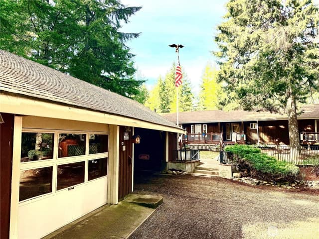 Property photo for 17843 Nw Seabeck Holly Road, Seabeck