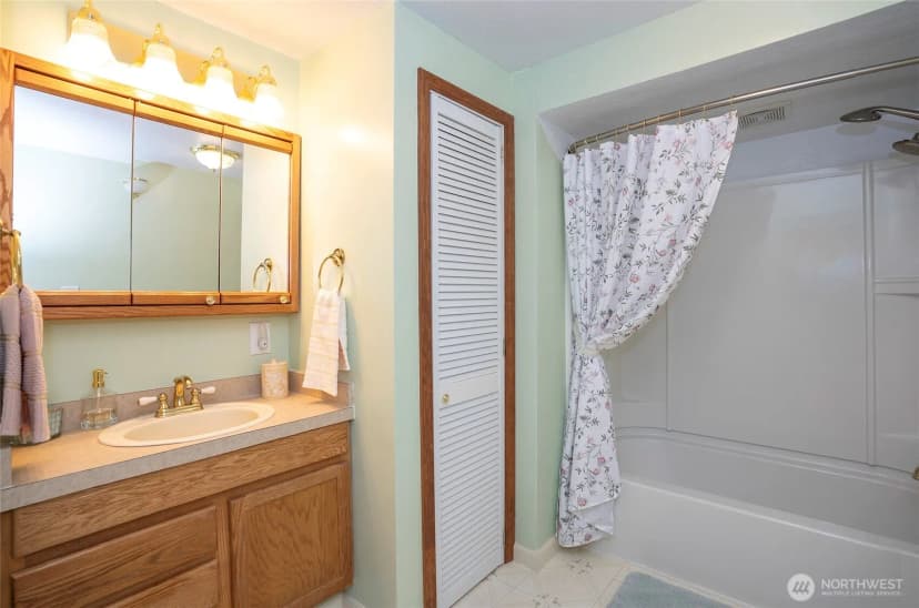 Property photo for 17843 Nw Seabeck Holly Road, Seabeck photo 20