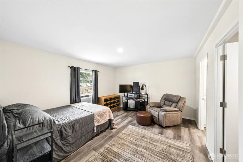 Property photo for 1828 197th Avenue Sw, Lakebay photo 8