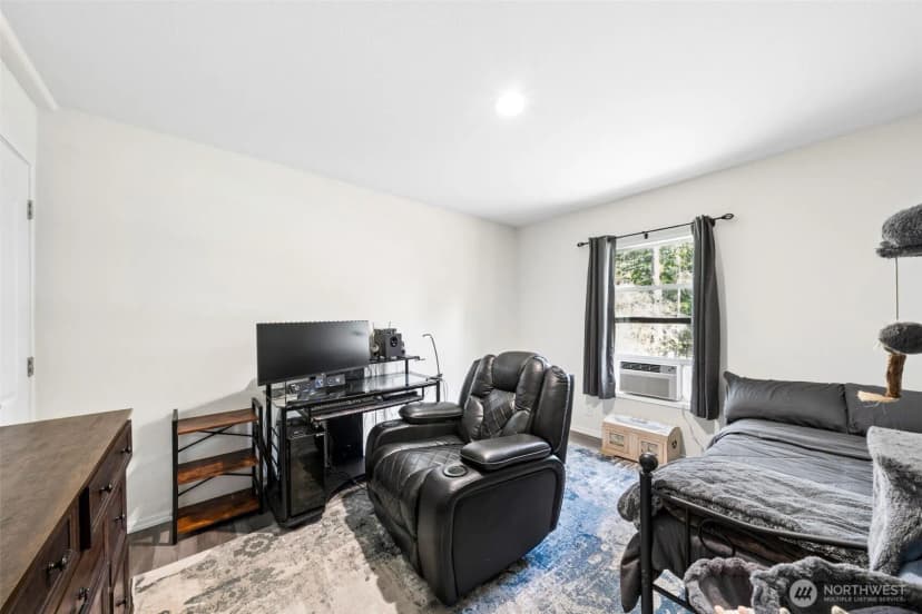 Property photo for 1828 197th Avenue Sw, Lakebay photo 12