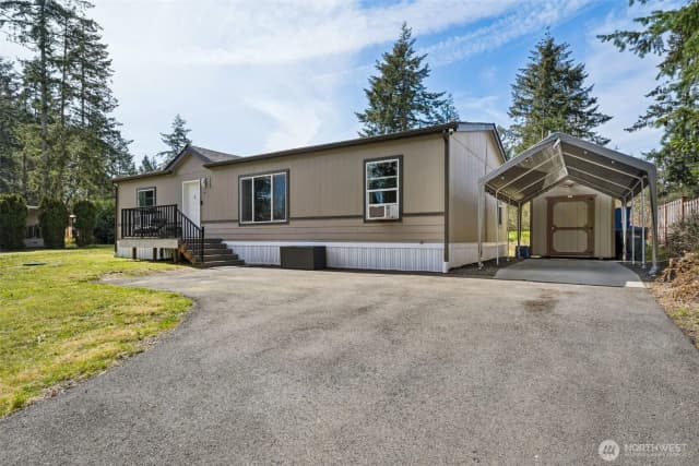 Property photo for 1828 197th Avenue Sw, Lakebay photo 2
